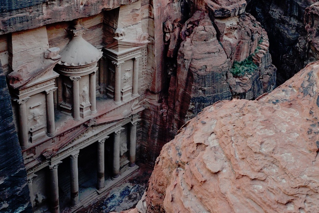 Picture of a Petra treasury